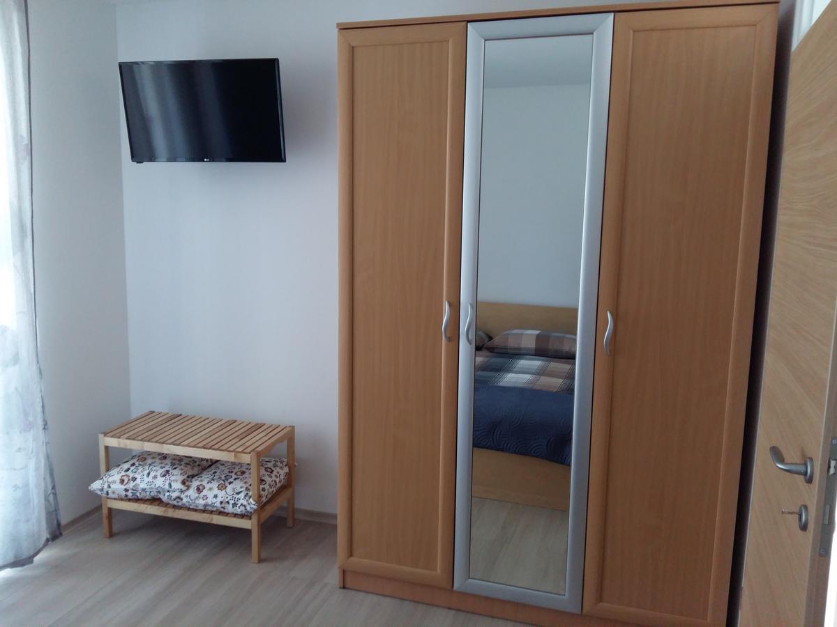 Sobe Meta Bed and Breakfast Brezje Buitenkant foto