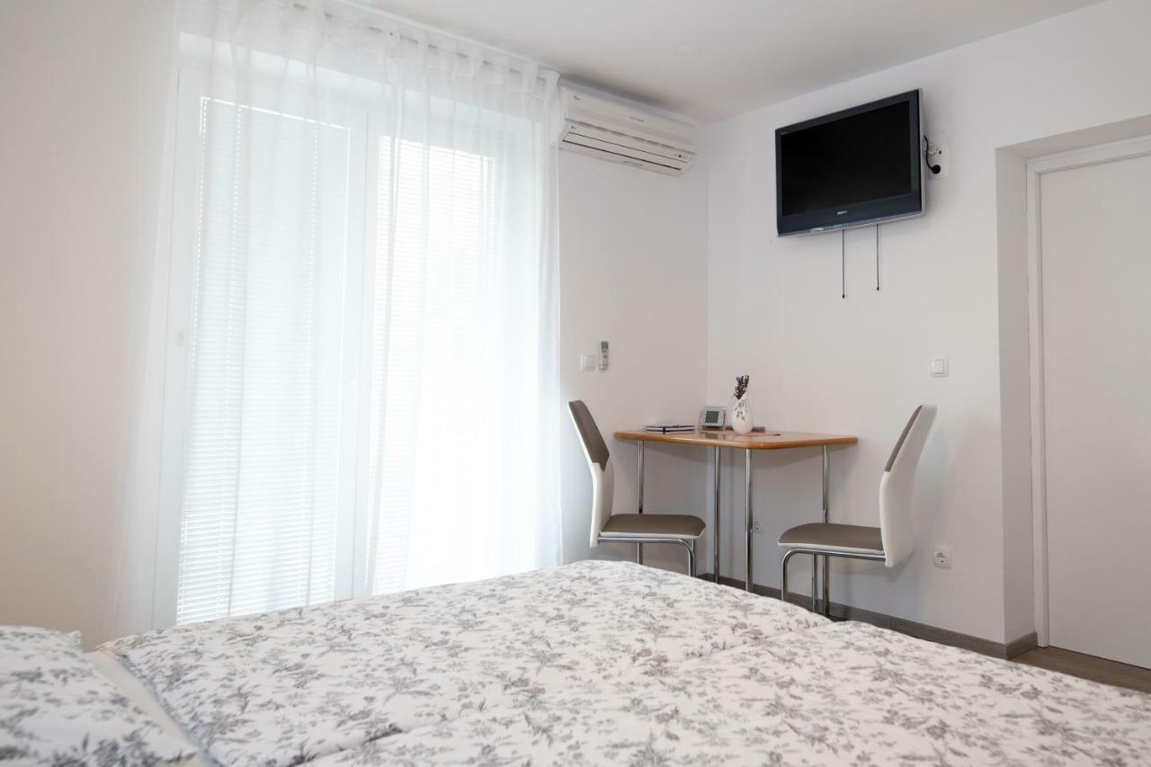 Sobe Meta Bed and Breakfast Brezje Buitenkant foto