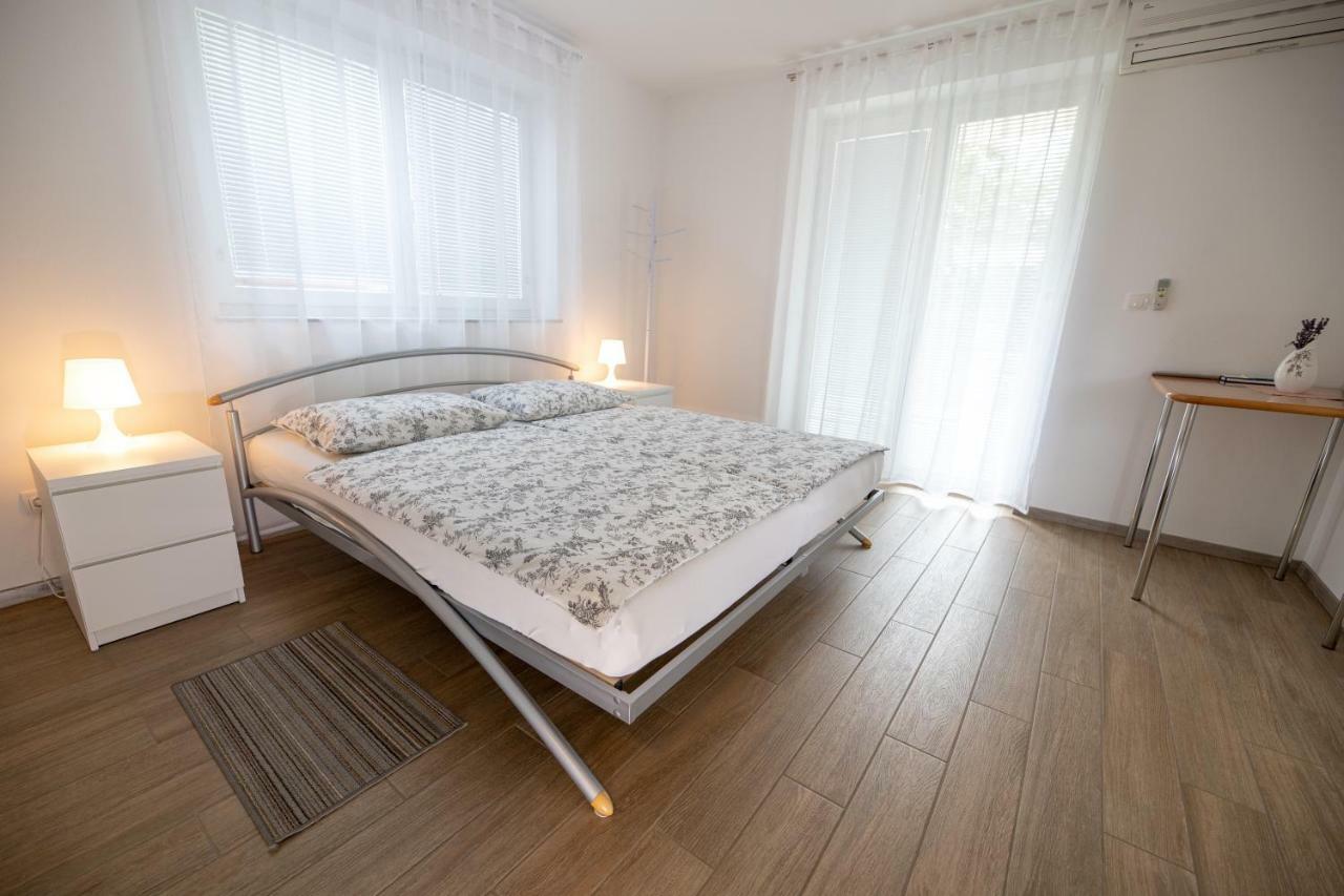 Sobe Meta Bed and Breakfast Brezje Buitenkant foto